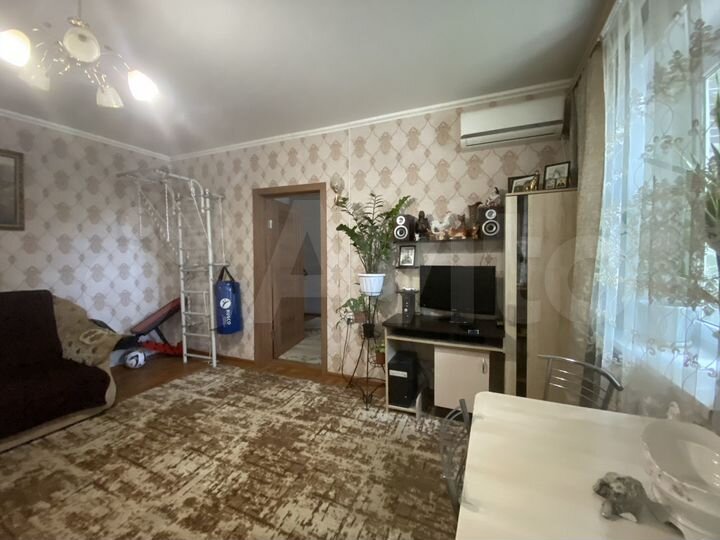 2-к. квартира, 42,3 м², 1/1 эт.