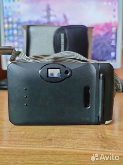 Пленочный фотоаппарат
