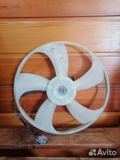 Вентилятор охлаждения радиатора Toyota corolla 150