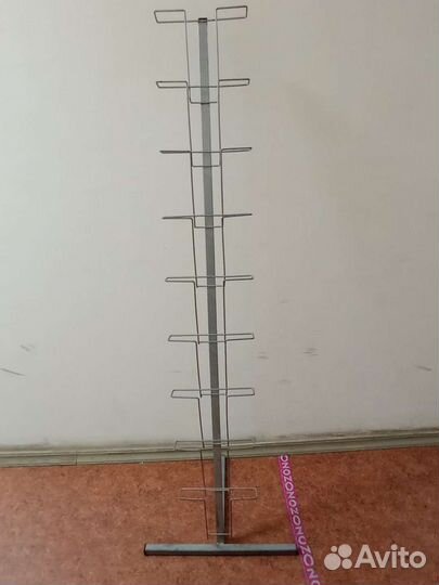 Стойка для журналов и книг