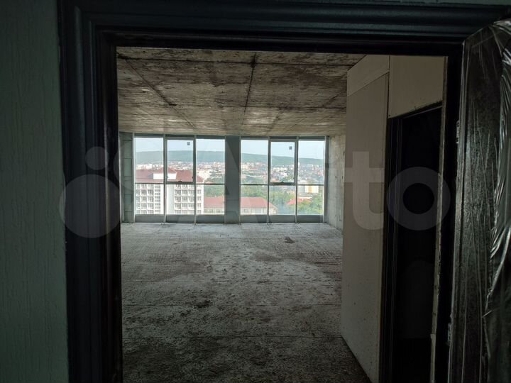 1-к. квартира, 67,3 м², 13/20 эт.