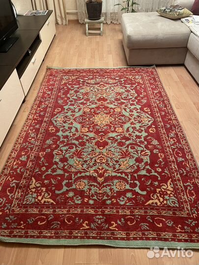 Ковры шерстяные разных размеров