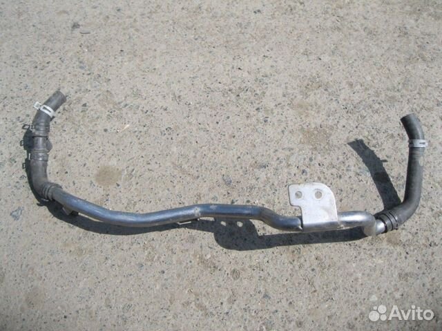 Лэнд Ровер Discovery 3 Трубка охлаждения двигателя