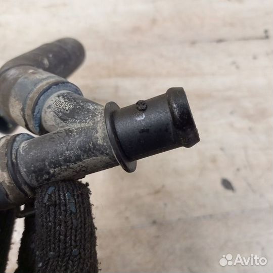 Тройник системы охлаждения Skoda Octavia A7