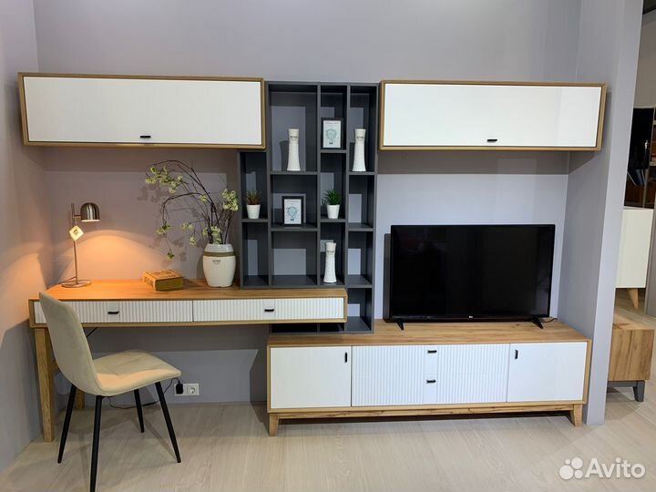 Тумба под тв новая