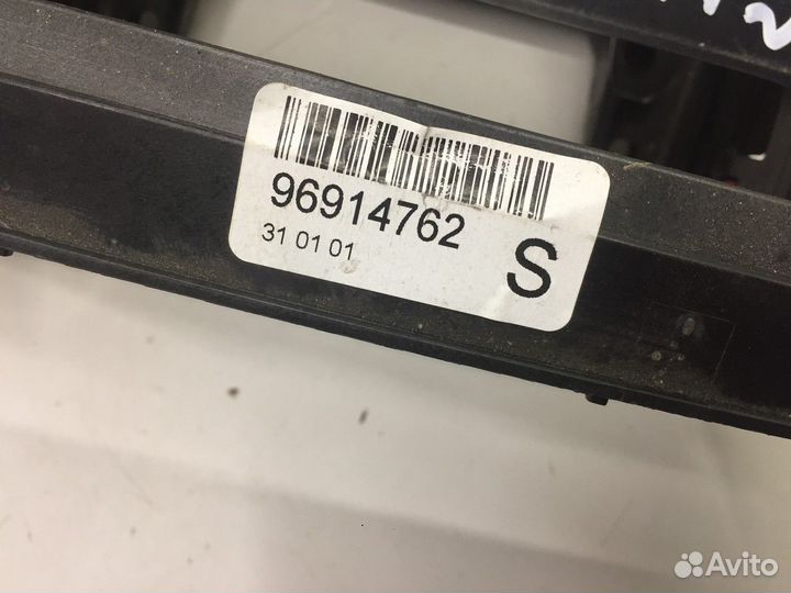 Кронштейн медиацентра (BMW X3)