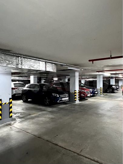 Машиноместо, 25 м²