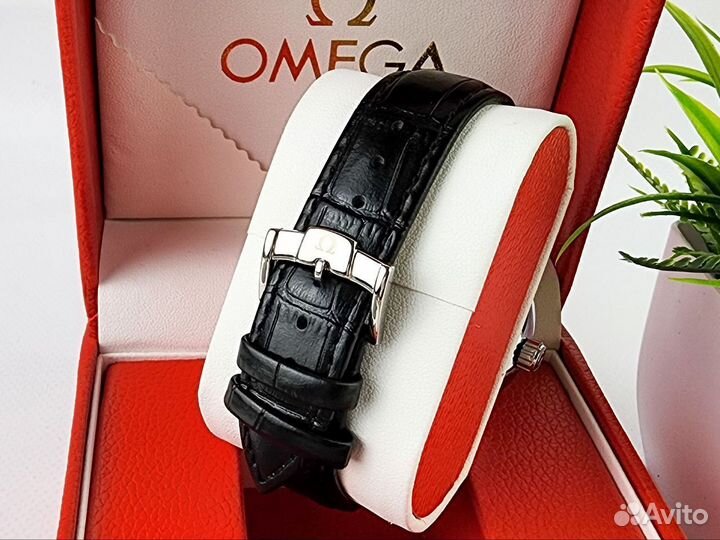 Мужские механические часы Omega кожаные