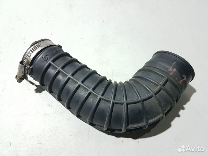 Патрубок корпуса воздушного фильтра 4.2 tdi ауди а