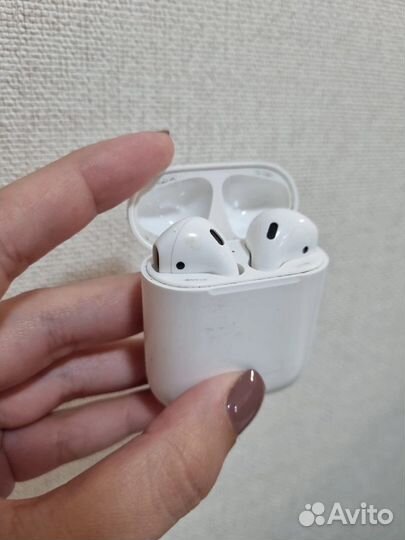 Airpods 1