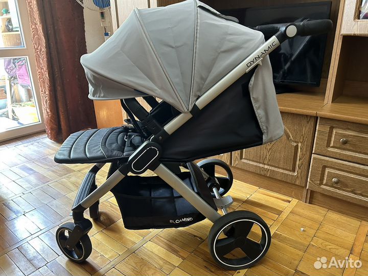 Прогулочная коляска