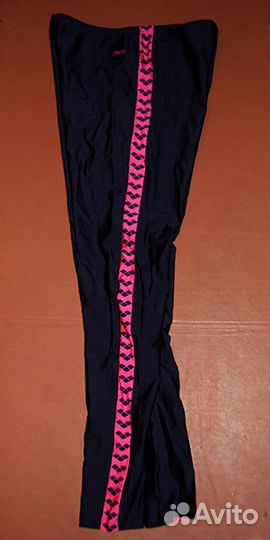 Тайтсы / лосины спортивные новые