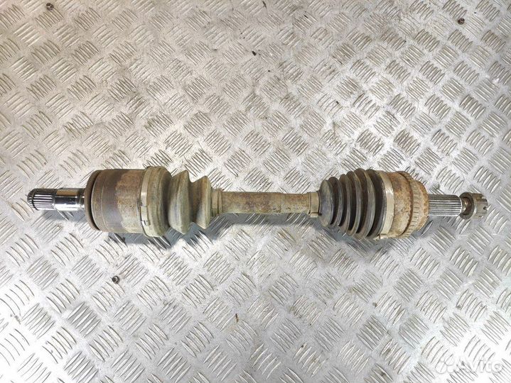 Полуось передняя левая Mitsubishi L200 2006-2016
