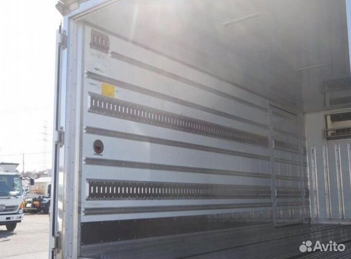 Рефрижератор Hino 500 (Ranger), 2015