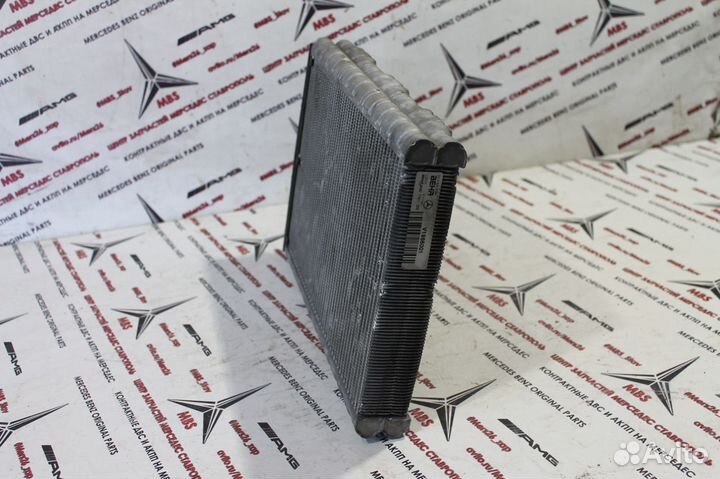 Радиатор печки W204 Mercedes
