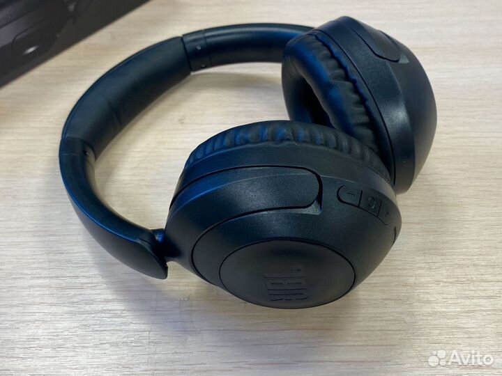 Наушники JBL новые