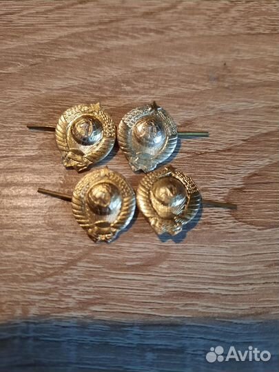 Эмблемы милиции лот