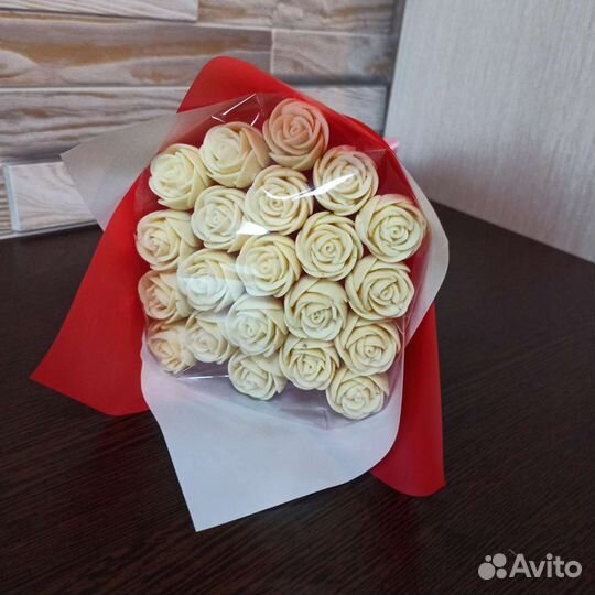 Подарок - букет из шоколадных цветов