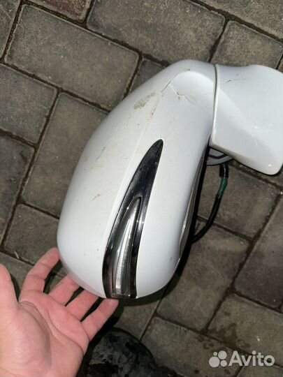 Зеркало заднего вида