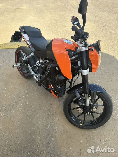 Ktm duke 200