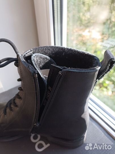 Ботинки Pomar женские 38 размер