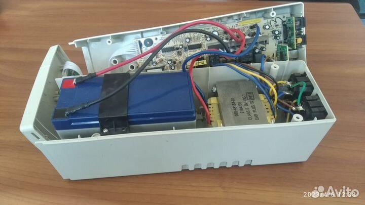 Бесперебойник, ибп, Иппон, UPS, ippon