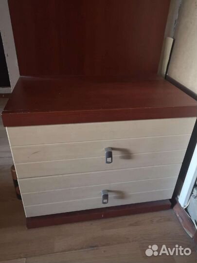 Вешалка с тумбой в прихожую