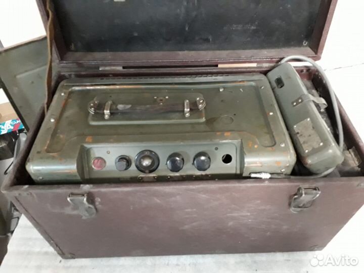 Кинопроектор Украина-4 (16мм) (рабочий комплект)