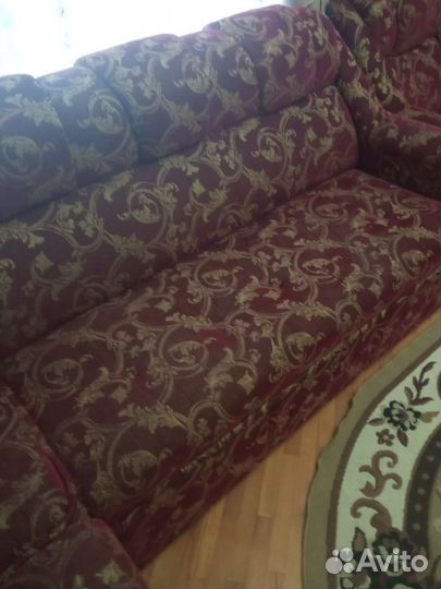 Диван угловой и 2 кресла