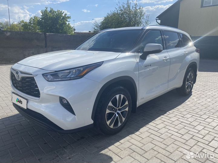 Toyota Highlander 2.5 AT, 2021, 21 000 км