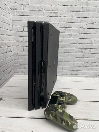 Приставка PS4 PRO 1Тб 2 ревизия + Игры