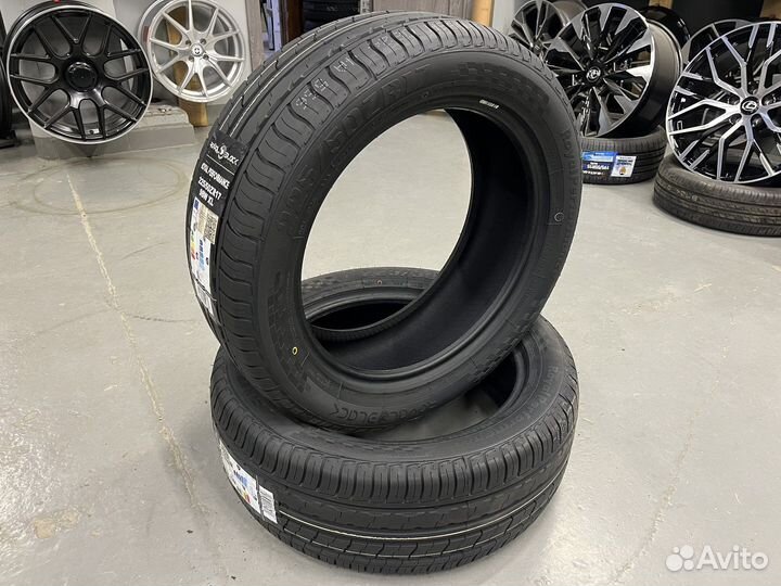 Royal Black Royal Performance 225/50 R17 98W