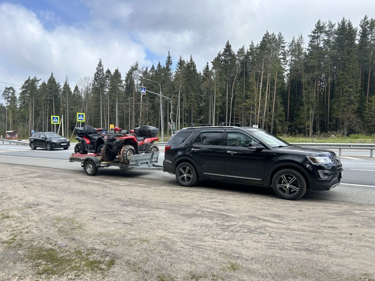 Ford Explorer: фото владельца
