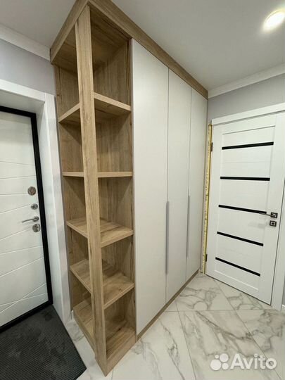 Шкаф распашной створчатый