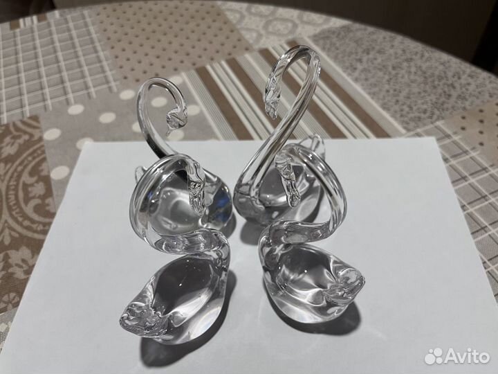 Хрустальные фигурки лебедь