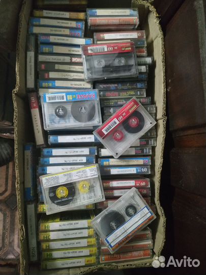 Аудио кассеты с записью