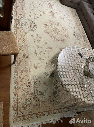 Ковер шерстяной