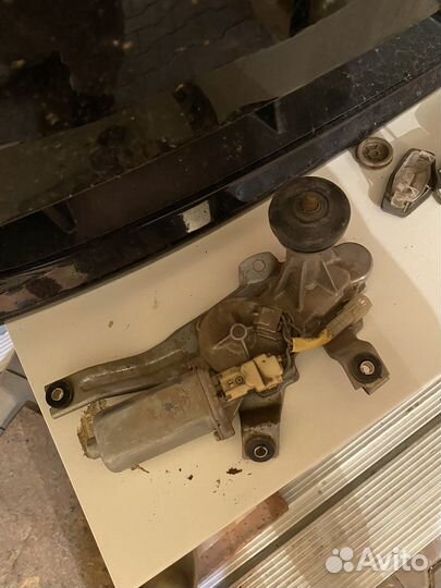 Моторчик заднего дворника без дворника