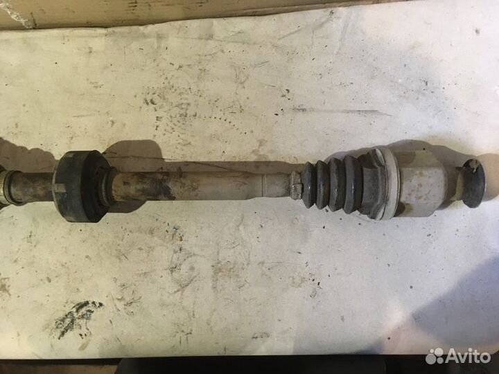 Привод передний правый Renault Logan