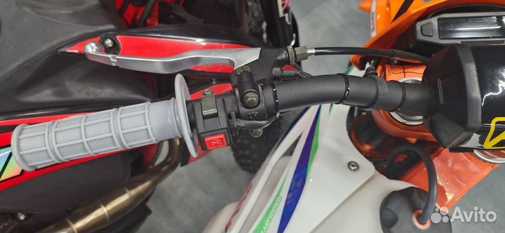 В наличии Мотоцикл Avantis A4 (PR300)