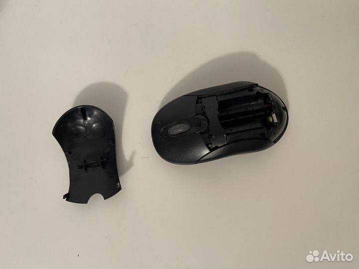 Беспроводная клавиатура и мышка