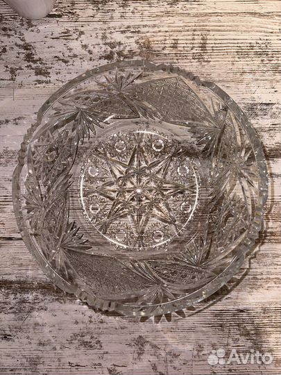 Хрустальная ваза