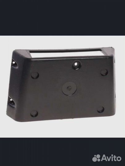 Кожух полка магнитолы радиоприемеика Москвич 2141