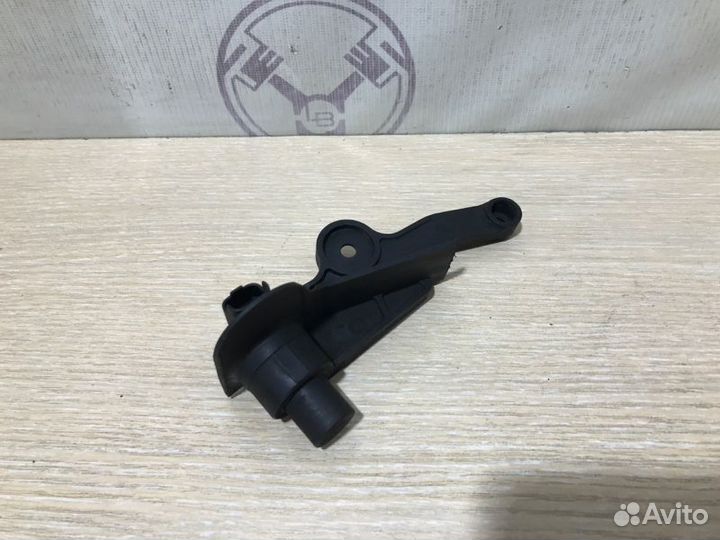 Датчик положения коленвала Citroen C3 FC KFU ET3J4