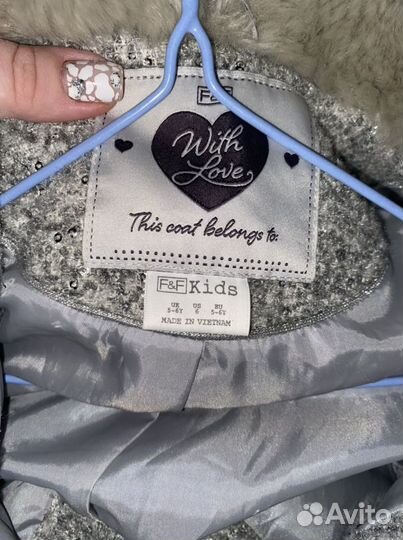 Пальто для девочки 104 110