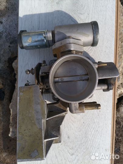 Дроссельная заслонка Опель вектора В