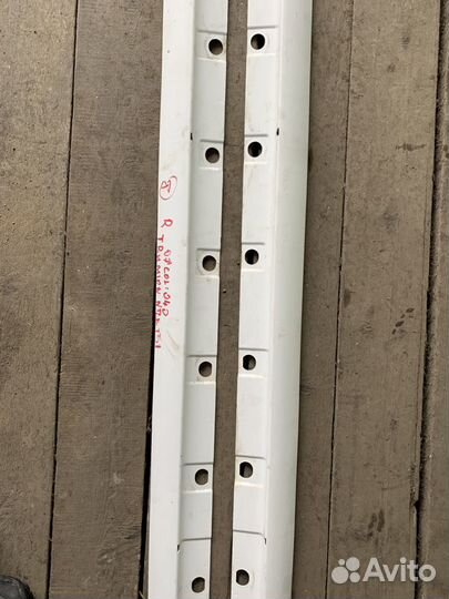 Продам Порог пластиковый Toyota Corolla Rumion