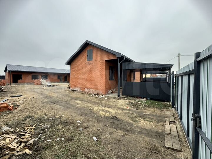 Дом 310 м² на участке 10 сот.