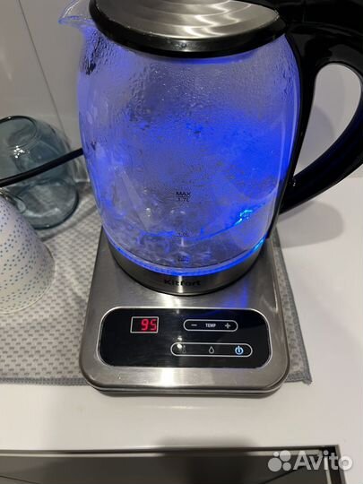 Чайник Kitfort KT-657 с регулировкой температуры