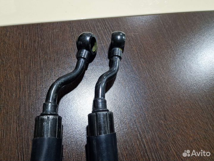 Шланг (Гура) Гидроусилителя Audi 80 B4 8A1422893D